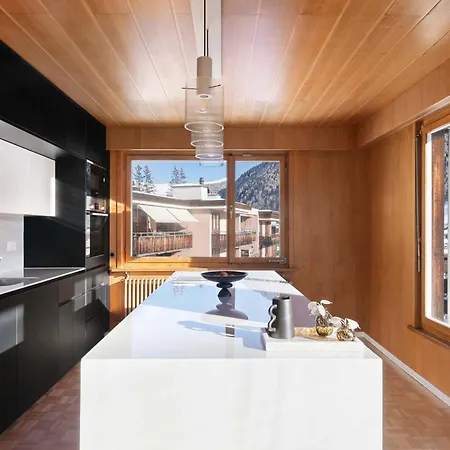 Luxe With Views Private Balcony * Davos