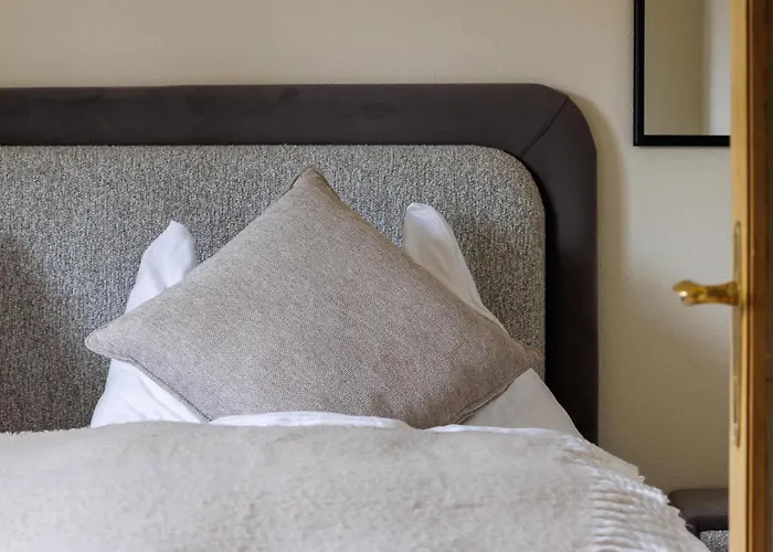 Luxe With Views Private Balcony Apartmán